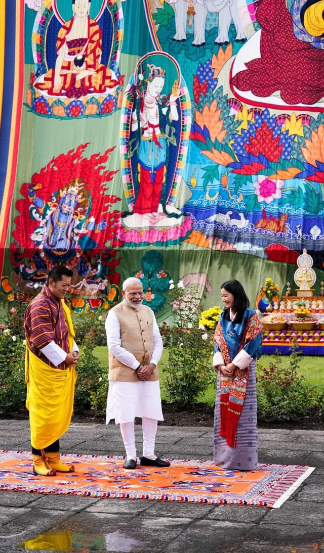 Hoàng hậu Bhutan hiếm hoi tái xuất khiến người hâm mộ ngỡ ngàng bởi nhan sắc và phong thái hơn người - Ảnh 2.