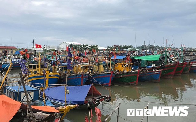 Hình ảnh mới nhất tại Quảng Ninh và Hải Phòng trước giờ bão số 3 đổ bộ - Ảnh 13.
