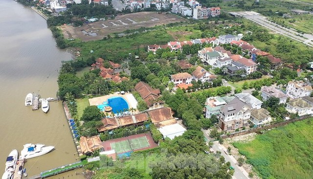 Sông rạch Sài Gòn bị bức tử như thế nào? - Ảnh 5. photo-4-15681696617511866078788 photo-4-15681696617511866078788 Sông rạch Sài Gòn bị bức tử như thế nào? - Ảnh 5. Sông rạch Sài Gòn bị 'bức tử' như thế nào? Sông rạch Sài Gòn bị ‘bức tử’ như thế nào? photo 4 15681696617511866078788