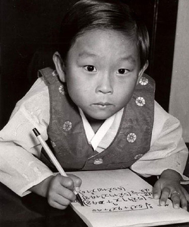 Thần đồng Hàn Quốc 8 tuổi đã được nhận vào làm ở NASA, quyết chọn cuộc sống bình thường rồi bị người đời chỉ trích là thiên tài thất bại - Ảnh 4.