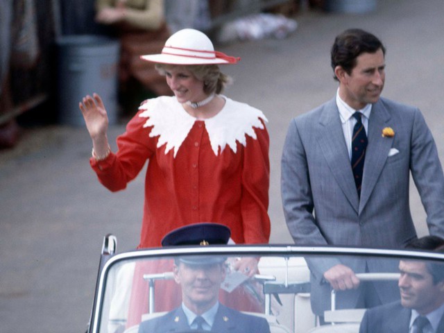 Công nương Diana: Cuộc đời đẫm nước mắt của đoá hồng nước Anh xinh đẹp, tài hoa nhưng bạc mệnh - Ảnh 8.