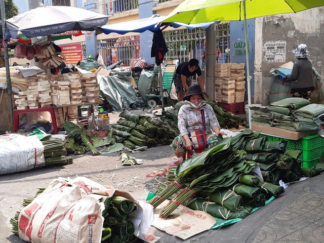 Chợ lá dong nửa thế kỷ ở Sài Gòn ế ẩm do heo tăng giá - Ảnh 12.