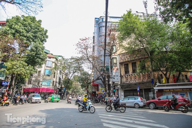 Những tuyến phố đắt đỏ có giá đất cả tỷ đồng/m2 ở Hà Nội - Ảnh 7.