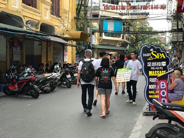 Đói khách vì dịch Covid-19, khách sạn 3 sao ở Hà Nội giảm sốc giá phòng còn 299.000 đồng - Ảnh 10.