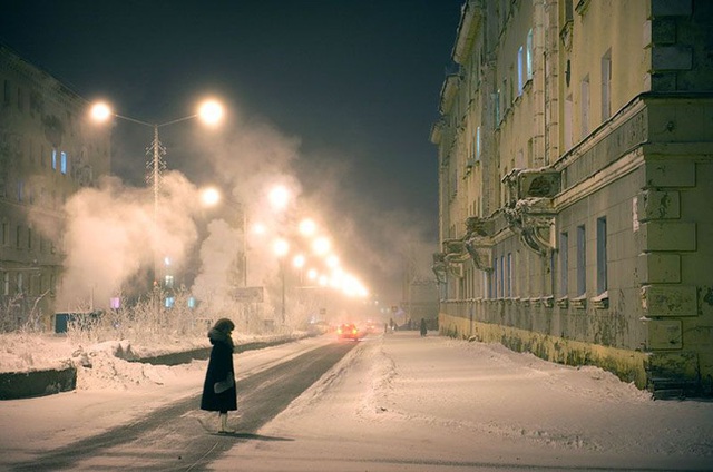 Cuộc sống khắc nghiệt ở Norilsk, nơi tách biệt với thế giới: Không chỉ có khí hậu lạnh giá mà còn là nơi ô nhiễm nhất hành tinh - Ảnh 4.