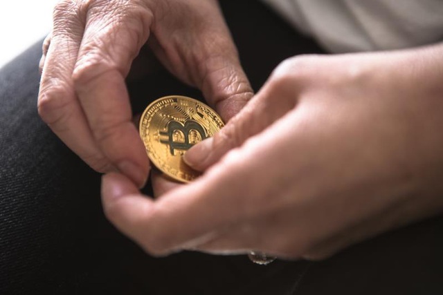 Bitcoin không thể chinh phục mốc 7.500 USD - Ảnh 1.