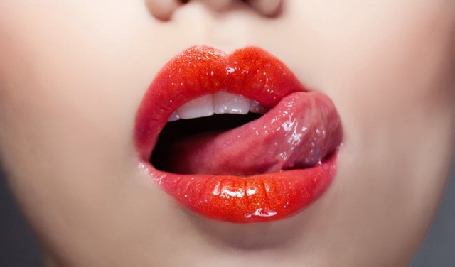 Bong tróc môi có thể là dấu hiệu cảnh báo những vấn đề sức khỏe nghiêm trọng hơn bạn tưởng - Ảnh 2.