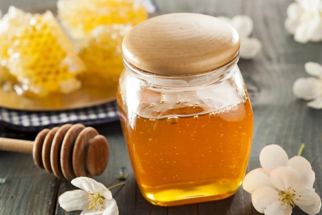 Mật ong là liều thuốc quý của tuổi thọ nhưng khi dùng cần nhớ nguyên tắc 6 kiểu người KHÔNG dùng, 5 thực phẩm CẤM kết hợp - Ảnh 4.