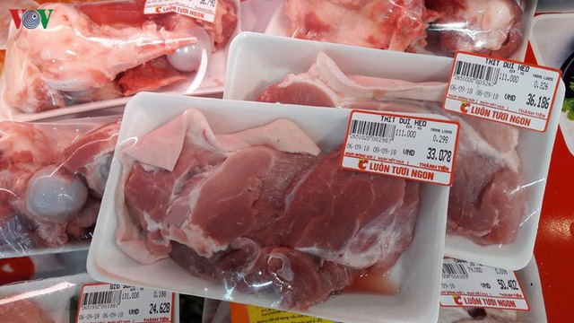 Sáng nay kiểm tra việc nhập khẩu thịt lợn qua Cảng Hải Phòng - Ảnh 1.