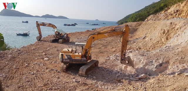 4 cán bộ bị kỷ luật liên quan công tác quản lý đất đai ở Kiên Giang - Ảnh 1. 4 cán bộ bị kỷ luật liên quan công tác quản lý đất đai ở Kiên Giang - Ảnh 1.