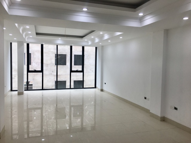 Cặp vợ chồng Sài Gòn liều lĩnh mua nhà 6 tỷ, vay nợ ngân hàng 50%, sau 3 năm mệt mỏi trả lãi đành rao bán với giá mua vào mà không bán được - Ảnh 4. Cặp vợ chồng Sài Gòn liều lĩnh mua nhà 6 tỷ, vay nợ ngân hàng 50%, sau 3 năm mệt mỏi trả lãi đành rao bán với giá mua vào mà không bán được - Ảnh 4.