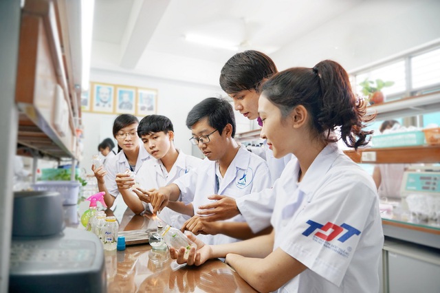 Ngắm trường đại học công lập đầu tiên của Việt Nam chuẩn quốc tế 5 sao, trường vừa lọt top 400 đại học tốt nhất thế giới theo ngành - Ảnh 14.