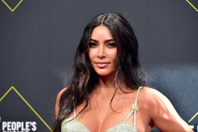 Kanye West – rapper vừa tuyên bố tranh cử tổng thống Mỹ giàu có như thế nào? - Ảnh 5. Kanye West – rapper vừa tuyên bố tranh cử tổng thống Mỹ giàu có như thế nào? - Ảnh 5.