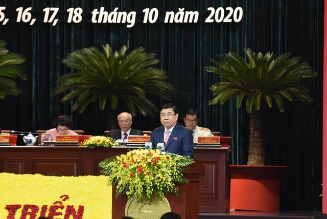 Chủ tịch Nguyễn Thành Phong: Xây dựng TPHCM thành trung tâm tài chính châu Á - Ảnh 1.
