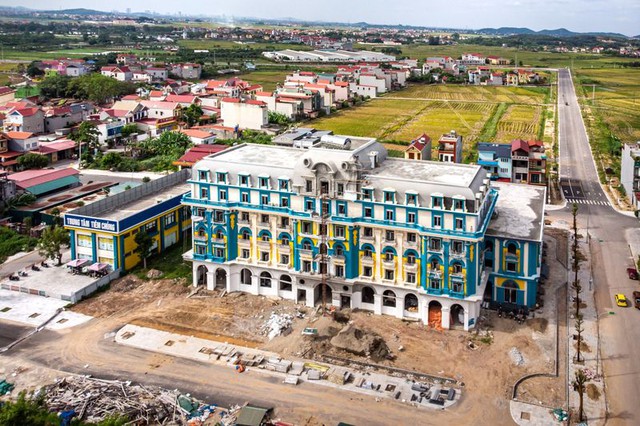 Bloomberg: Chuỗi cung ứng Apple dịch chuyển tạo ra sự phát triển bùng nổ cho vùng nông thôn Việt Nam - Ảnh 1. Bloomberg: Chuỗi cung ứng Apple dịch chuyển tạo ra sự phát triển bùng nổ cho vùng nông thôn Việt Nam - Ảnh 1.