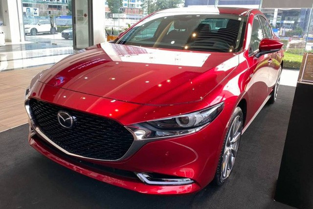 Mazda3 thêm phiên bản đặc biệt tại Việt Nam: Giá 869 triệu đồng, sản xuất giới hạn chỉ 40 chiếc - Ảnh 3.