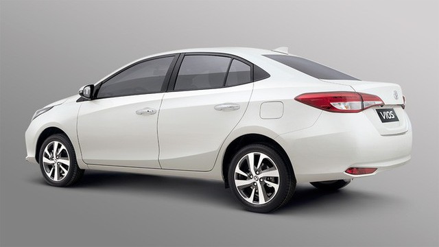 Liên tục ra mắt tại ĐNA, Toyota Vios 2021 sắp về Việt Nam: Sedan ‘quốc dân’ thiết kế lại long lanh kiểu Lexus - Ảnh 3.