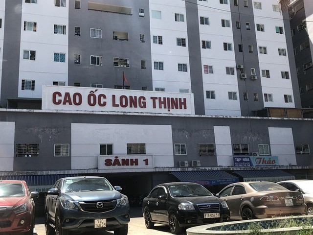  Sau vụ cháy khu nhà ở xã hội của… “người giàu”, Bình Định cấm đỗ ôtô gần chung cư  - Ảnh 1.