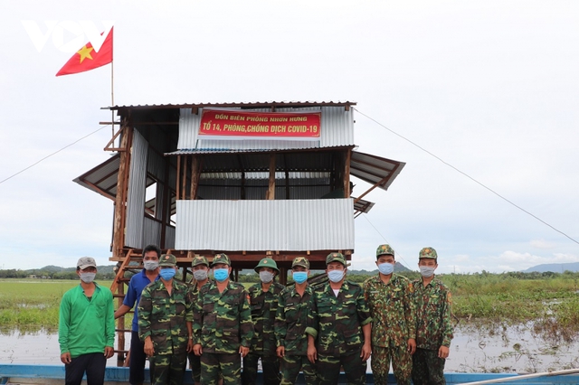  Các đối tượng buôn lậu dùng nhiều thủ đoạn mới vận chuyển hàng lậu ở An Giang  - Ảnh 5.