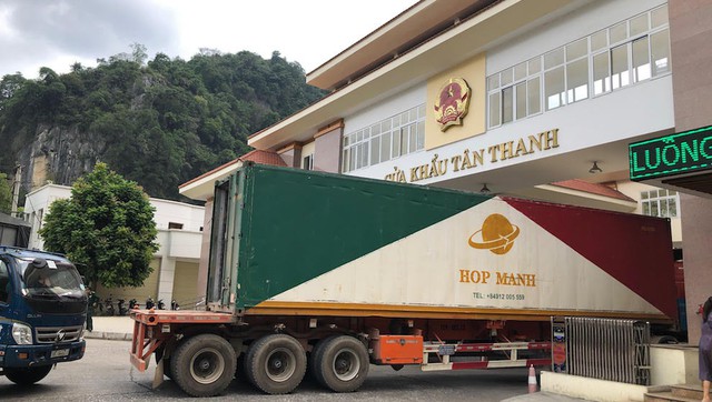 Trung Quốc yêu cầu khử trùng đối với thanh long và container lạnh từ Việt Nam - Ảnh 1.