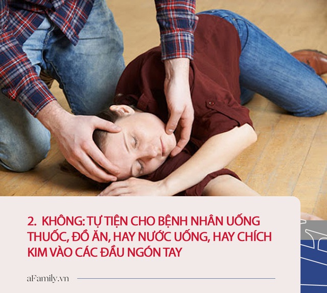 Thấy người bị đột quỵ, bác sĩ chỉ ra 3 điều NÊN LÀM và 3 điều KHÔNG NÊN LÀM để an toàn cho bệnh nhân - Ảnh 5.