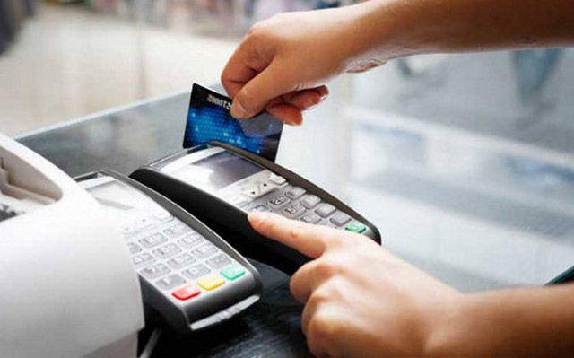 Tiếp tục giảm 50% phí giao dịch thanh toán điện tử liên ngân hàng