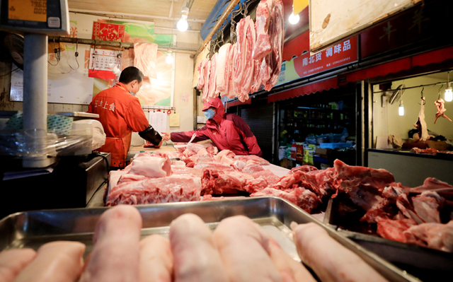Giá thịt lợn tại Trung Quốc tăng nhanh trở lại do bị siết nhập khẩu vì Covid-19