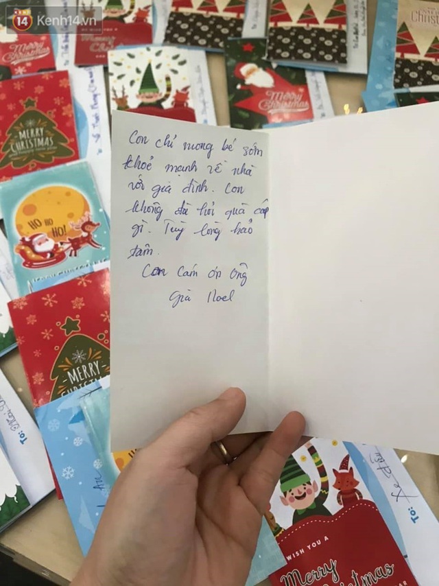 Nghẹn lòng những lá thư gửi ông già Noel ở bệnh viện nhi: Cầu mong ông ban phép màu cho con hết bệnh về với gia đình - Ảnh 8.