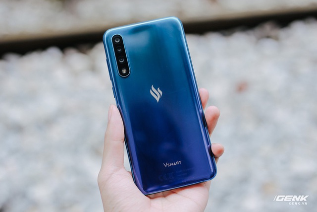 Nhìn lại thị trường smartphone Việt 2020: Samsung - vẫn là vua nhưng ngai vàng đã có phần lung lay - Ảnh 4. Nhìn lại thị trường smartphone Việt 2020: Samsung - vẫn là vua nhưng ngai vàng đã có phần lung lay - Ảnh 4.