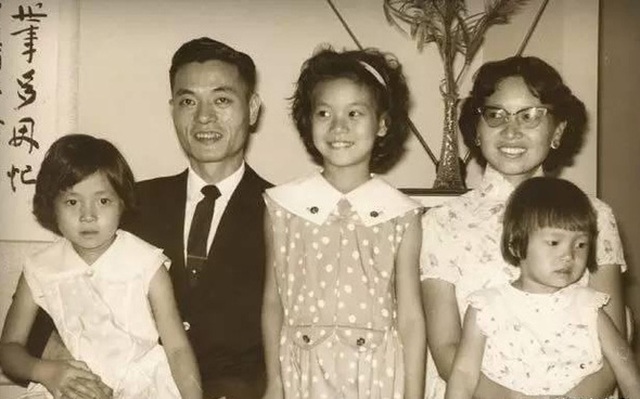 Cách dạy 6 người con gái trở nên xuất chúng của Vua tàu biển người Hoa: Độc lập, tự kỷ luật, yêu nhưng không chiều, nghiêm khắc nhưng không hà khắc...