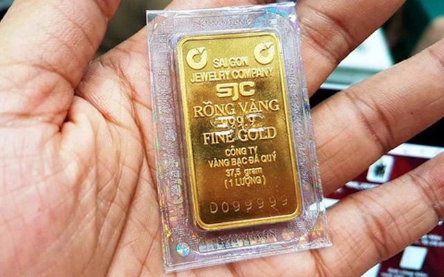 Giá vàng tăng thêm 300 nghìn đồng/lượng