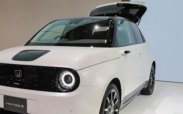 Nhật Bản có thể sẽ cấm bán ô tô sử dụng động cơ đốt trong từ giữa năm 2030