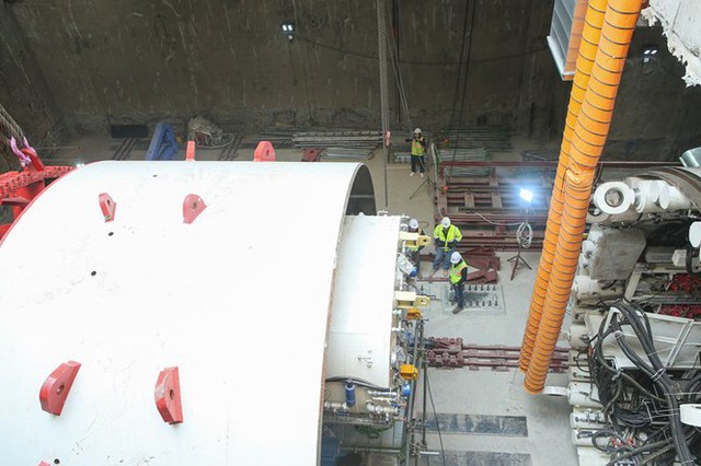 Tận thấy lắp ráp robot đào hầm khủng tuyến metro Nhổn - ga Hà Nội  - Ảnh 9.