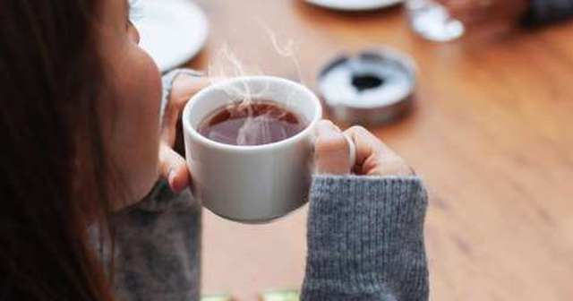 3 cách uống trà gây hại thận, hại dạ dày, thậm chí gây ung thư cho người uống, nhiều người Việt mắc phải mà không biết  - Ảnh 4.