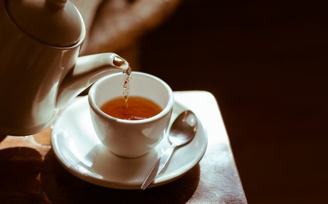 3 cách uống trà gây hại thận, hại dạ dày, thậm chí gây ung thư cho người uống, nhiều người Việt mắc phải mà không biết  - Ảnh 2.