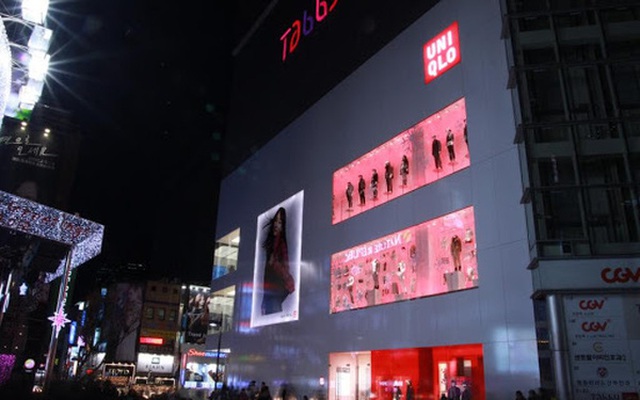 Uniqlo đóng cửa hàng lớn nhất tại Hàn Quốc vì thua lỗ  MarketingTrips