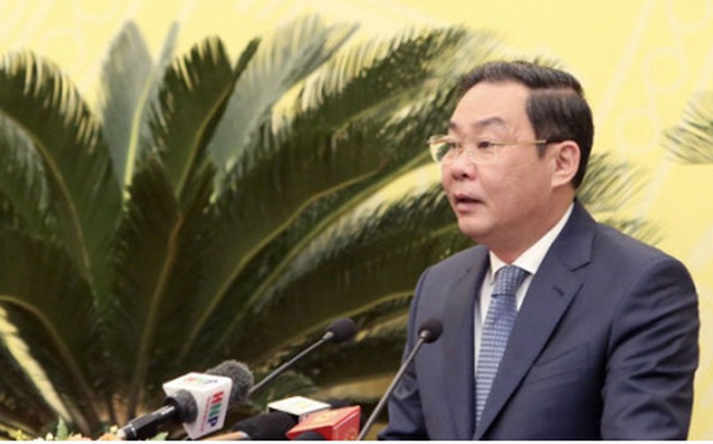 Phó Chủ tịch UBND TP Lê Hồng Sơn cho biết mục tiêu năm 2021 Hà Nội lấy lại đà tăng trưởng, đẩy nhanh cơ cấu lại các ngành kinh tế.