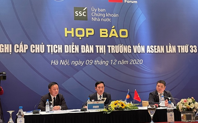 Chủ tịch UBCK: "Chúng ta có một số điểm tích cực trong năm 2021, việc xem xét nâng hạng có những tiến triển thuận lợi"