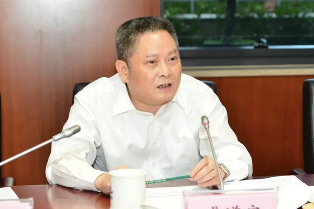 Phó thị trưởng kiêm giám đốc công an Thượng Hải ngã ngựa - Ảnh 1.