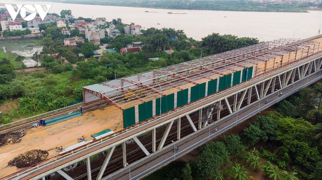 Toàn cảnh đại công trường sửa chữa cầu Thăng Long, Hà Nội - Ảnh 3.
