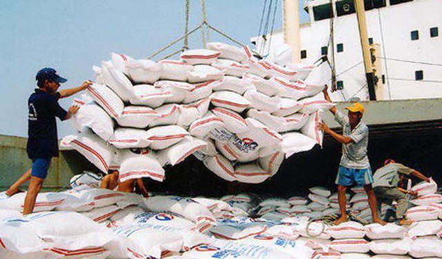 Xuất khẩu gạo của Campuchia tăng vọt sau 7 tháng đầu năm - Ảnh 1.