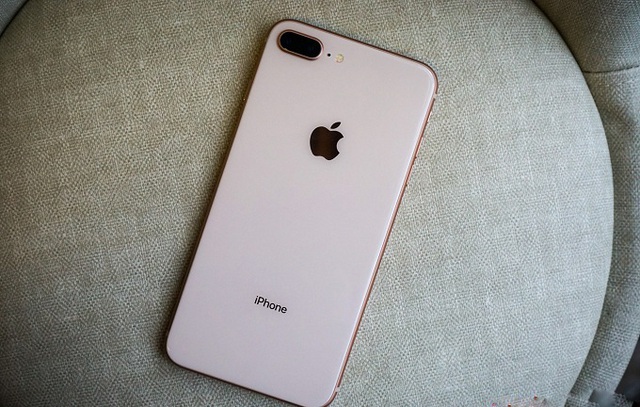 iPhone XS Max, iPhone 11, iPhone SE 2020... đồng loạt rớt giá mạnh - Ảnh 3.
