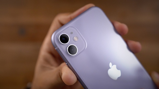 iPhone XS Max, iPhone 11, iPhone SE 2020... đồng loạt rớt giá mạnh - Ảnh 2. iPhone XS Max, iPhone 11, iPhone SE 2020... đồng loạt rớt giá mạnh - Ảnh 2.
