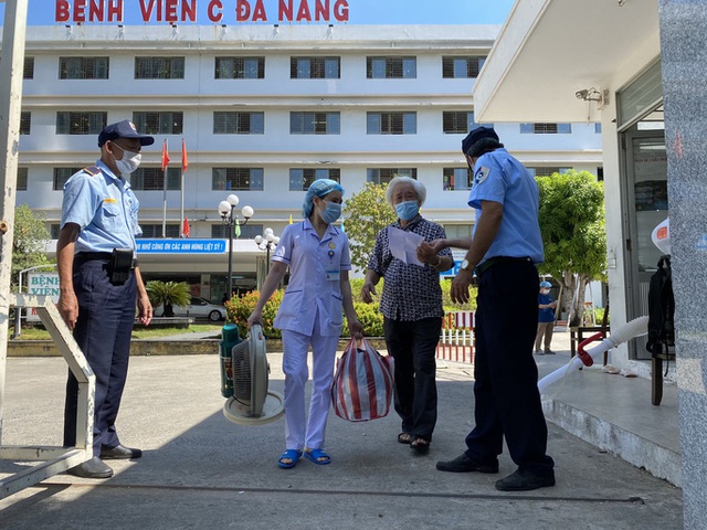  Xúc động tâm thư của Giám đốc Bệnh viện C Đà Nẵng khi được dỡ lệnh phong tỏa  - Ảnh 8.