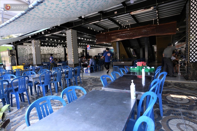 Hàng quán ở Đà Nẵng vẫn bất động dù đã được phép mở cửa, nhiều nơi treo biển sang nhượng - Ảnh 26.