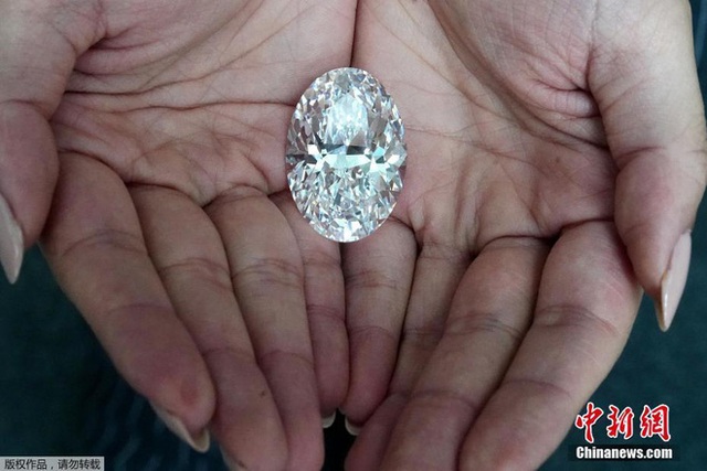 Viên kim cương hoàn hảo: Nặng tới hơn 100 carat, hoàn mỹ tới khó tin - Ảnh 2.