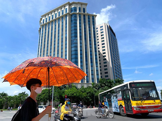 Khách sạn tại Hà Nội chuẩn bị ra sao khi được chọn làm nơi cách ly có thu phí - Ảnh 1.