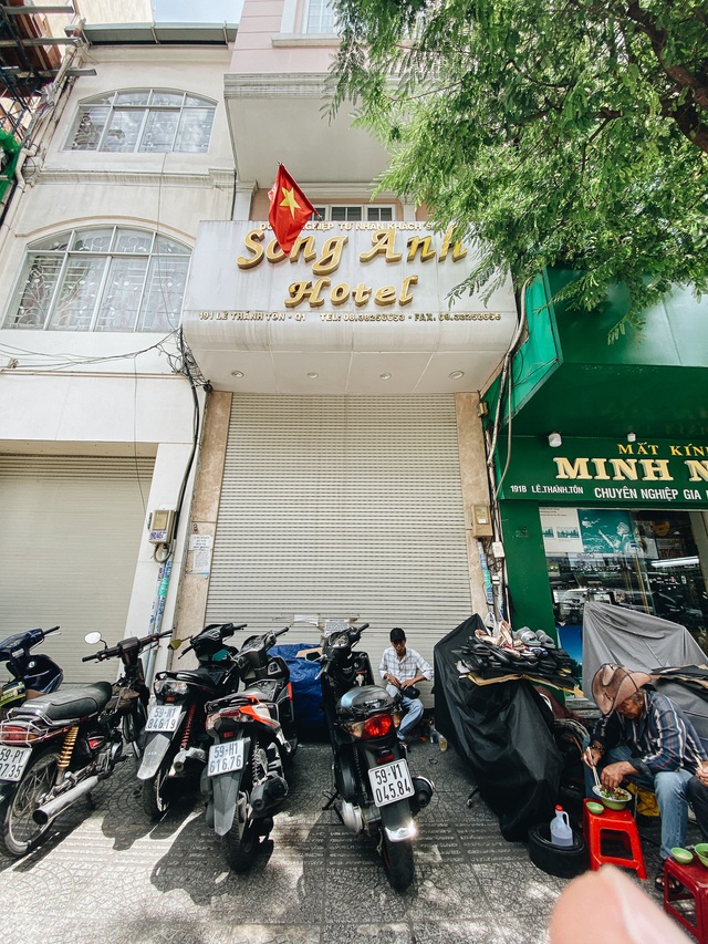  Chùm ảnh: Khách sạn ở trung tâm Sài Gòn ngừng hoạt động, rao bán vì ngấm đòn Covid-19 - Ảnh 7.