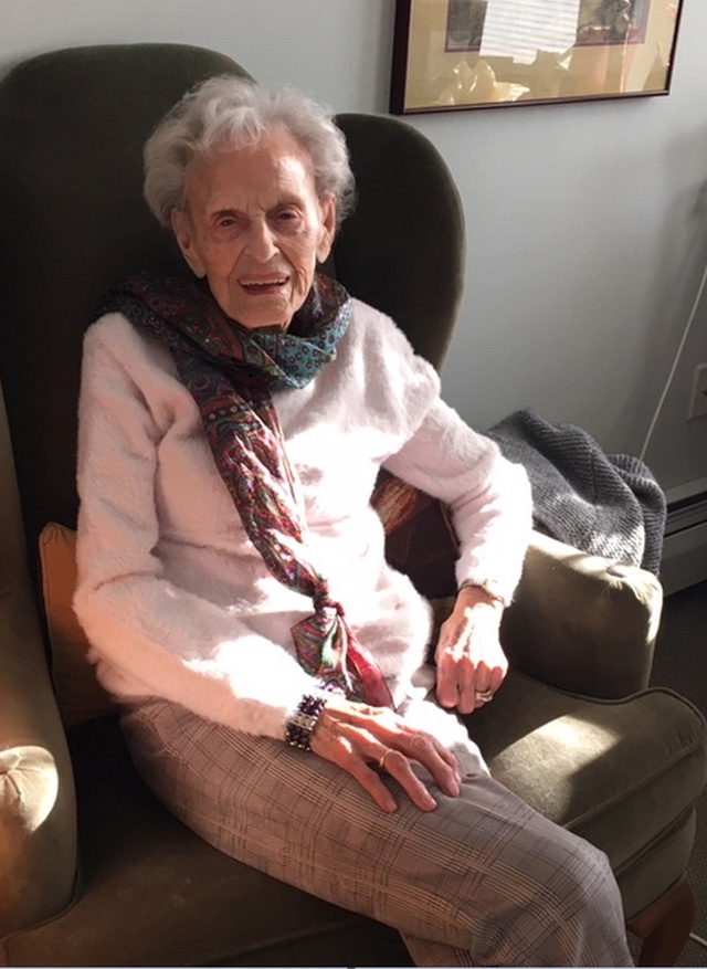 Cụ bà 102 tuổi qua khỏi 2 đại dịch, 2 bệnh ung thư: Bí quyết nằm ở lối sống! - Ảnh 1.