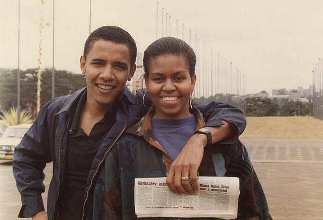 Nổi tiếng mặn nồng nhưng bà Michelle thừa nhận từng muốn ném ông Obama ra khỏi cửa, nhớ mãi lời chồng nói khi tái tranh cử Tổng thống - Ảnh 1. Nổi tiếng mặn nồng nhưng bà Michelle thừa nhận từng muốn ném ông Obama ra khỏi cửa, nhớ mãi lời chồng nói khi tái tranh cử Tổng thống - Ảnh 1.